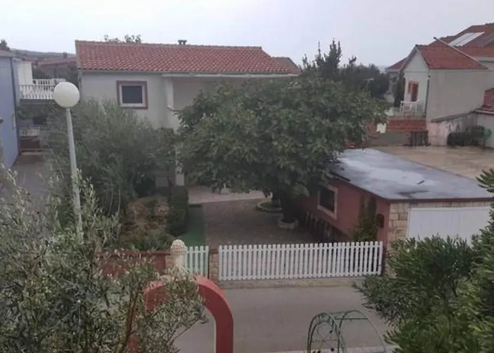 Roksandi - Two Bedroom Appartement Vir