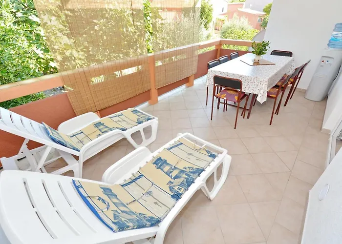 Roksandi - Two Bedroom * Vir