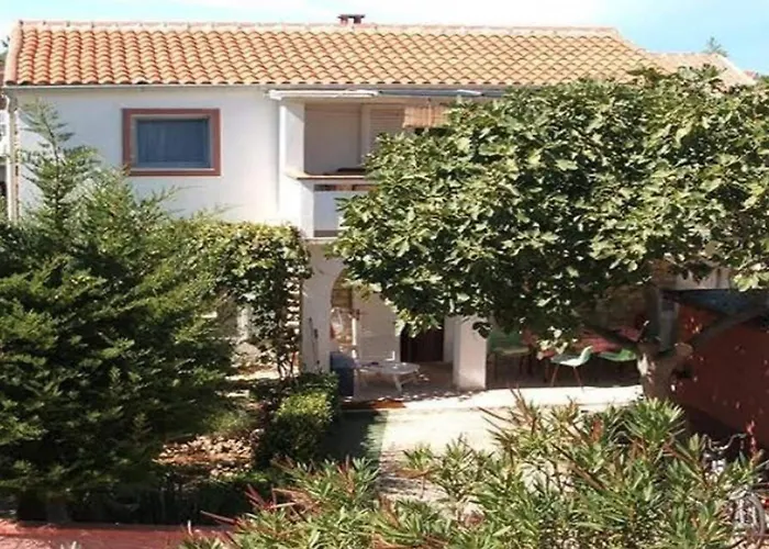 Roksandi - Two Bedroom * Vir